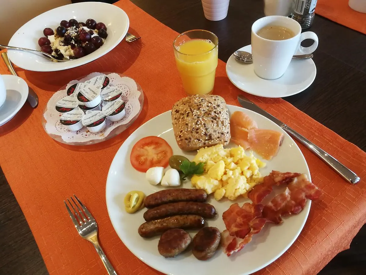 Hotel Allegro Cologne 4*,