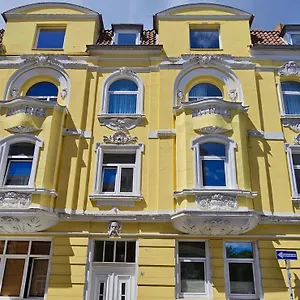  Apartment Charmante Und Moderne Altbauwohnung Deutschland